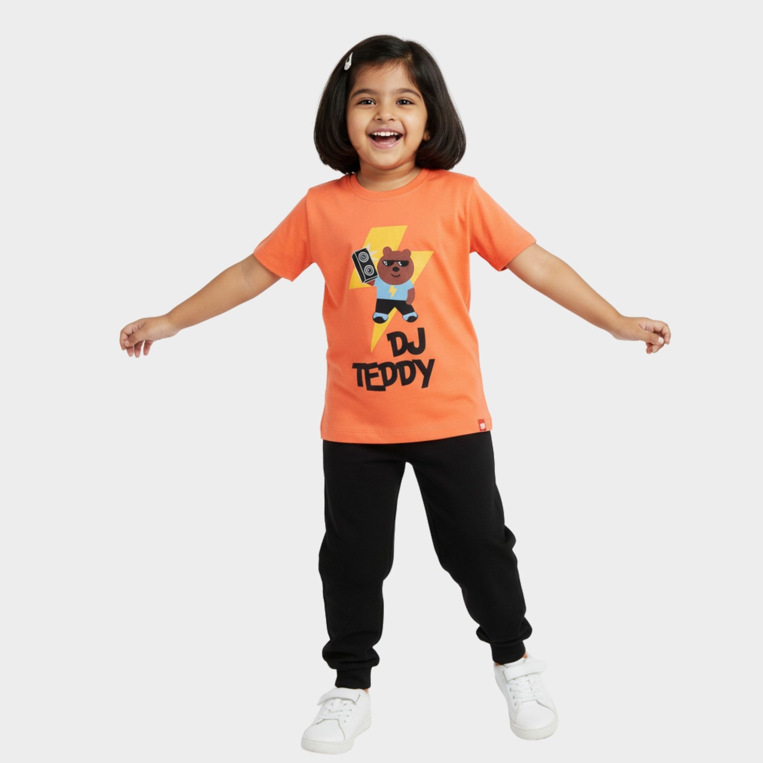 Half Sleeves Unisex T-Shirt & Joggers Set | DJ Teddy